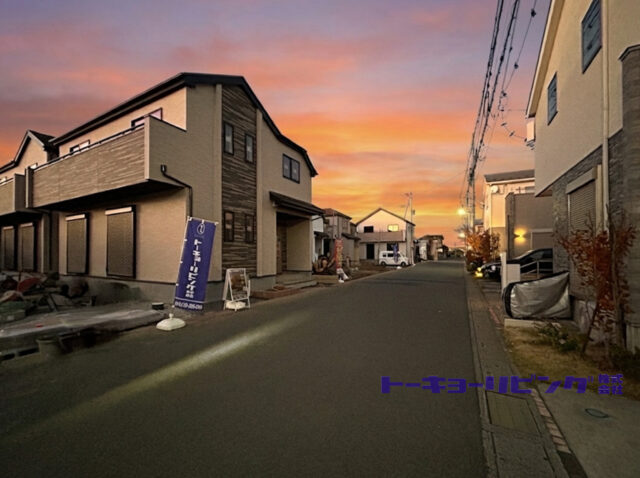 弊社管理物件! 🌞全8棟の大型開発分譲地!全8邸の美しい街並み × 南向き中心の明るい暮らし !  所在：草加市長栄３丁目４５－２付近  販売価格4,490万円～