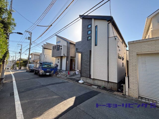 ～新宿区中井2丁目 新築戸建 全3棟～【弊社管理物件につき仲介手数料無料!!】1棟ご成約!!全棟整形地の2SLDK～3LDK♪角地有り♪販売価格9,890万円～