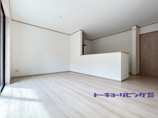 (居間)
