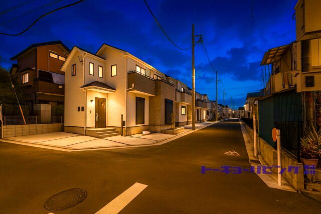 ✨ 仲介手数料無料！ ✨  📍 府中市四谷4丁目II 全8棟 🏡 🚉 京王線「中河原」駅 徒歩24分 👨‍👩‍👧‍👦 日進小・府中第八中 学区エリア 🌳 安心の耐震等級3 × 充実設備で快適新生活♪四谷４－７－１２