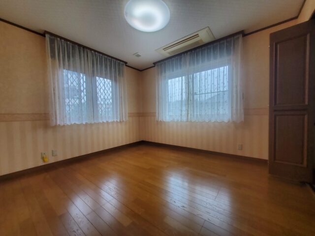 1階洋北側室7帖