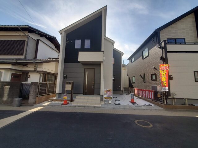 弊社管理物件! 価格変更!!お得情な情報!👉仲介手数料最大無料対象物件!!●最終1棟の販売!●太陽光発電パネル標準搭載!●販売価格4,980万円●所在：三鷹市大沢5丁目16-11付近