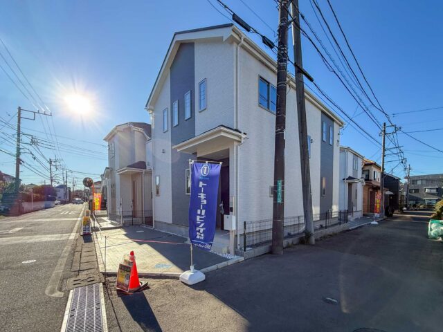 【仲介手数料無料】東大沼4丁目。穏やかな街並みに寄り添う全4邸。 暮らしの質にこだわる方へ。 当社では仲介手数料無料にてご案内いたします。