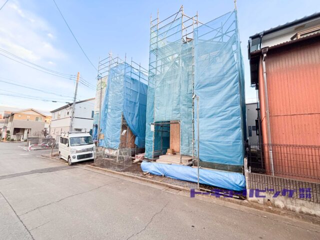 ～東久留米市氷川台1丁目 新築戸建住宅 全2棟～ 【弊社管理物件につき仲介手数料無料】最終1棟!!  西武池袋線「東久留米」駅徒歩11分 前面道路が広く開放感のある分譲地です♪ロフト付きの3LDK♪販売価格4,590万円