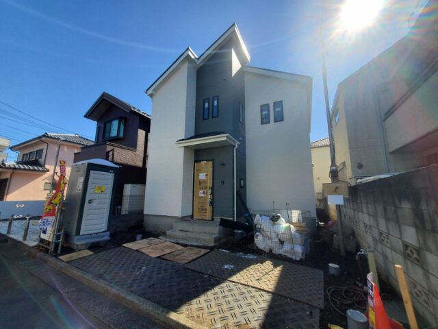 新規初公開! 弊社管理物件!! 限定1棟の新築分譲! ★ＬＤＫ18帖の４ＬＤＫ! ★長期優良住宅! 太陽光発電パネル標準搭載! ★販売価格：6,190万円! ☆ 所在：府中市新町1丁目61番付近